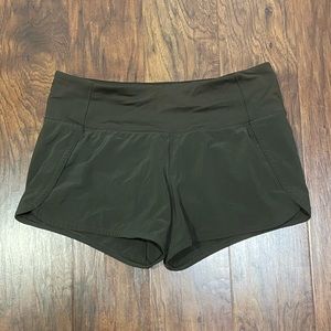 Lululemon Shorts 3.5” Army Green Women’s 4